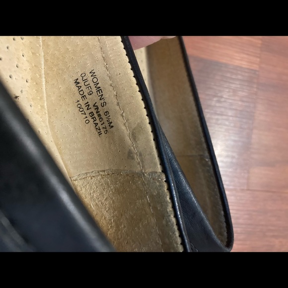 LL Bean ladies black flats shoes size 6.5 - Picture 2 of 8